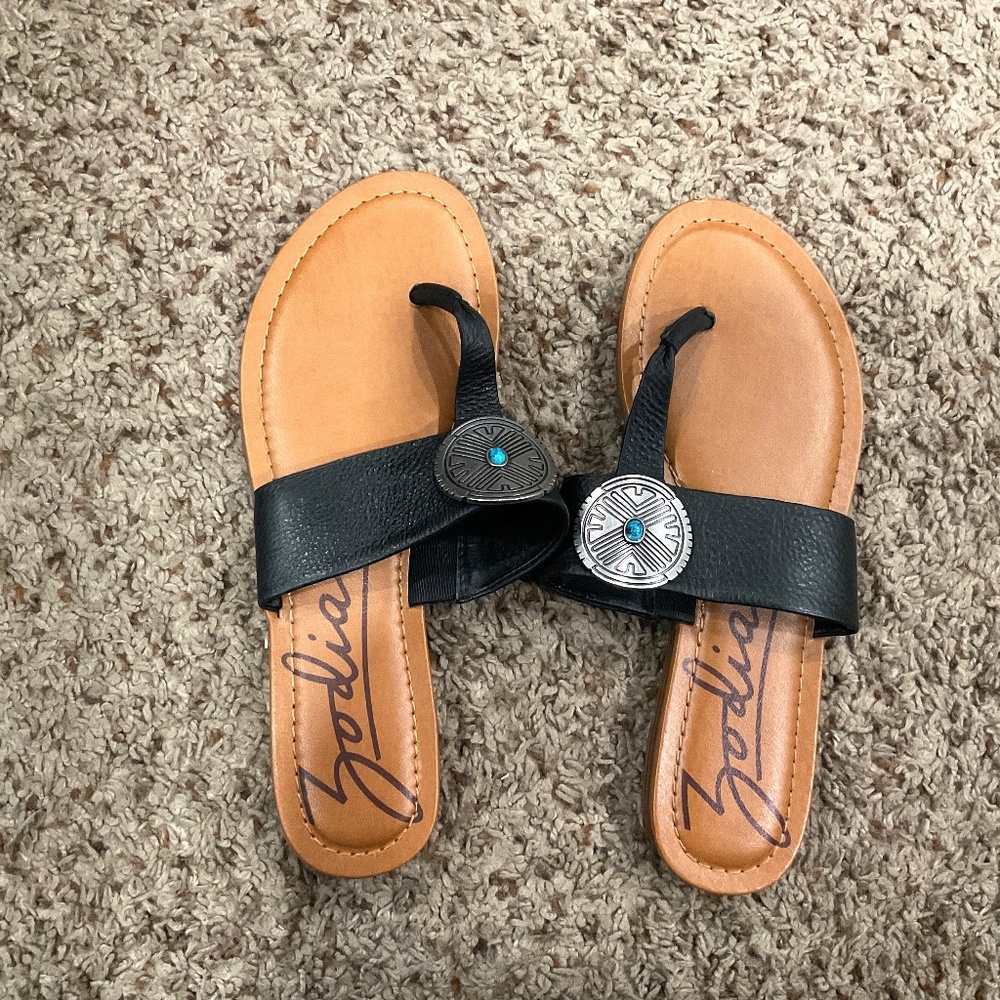 Woman Zodiac Sandals Black